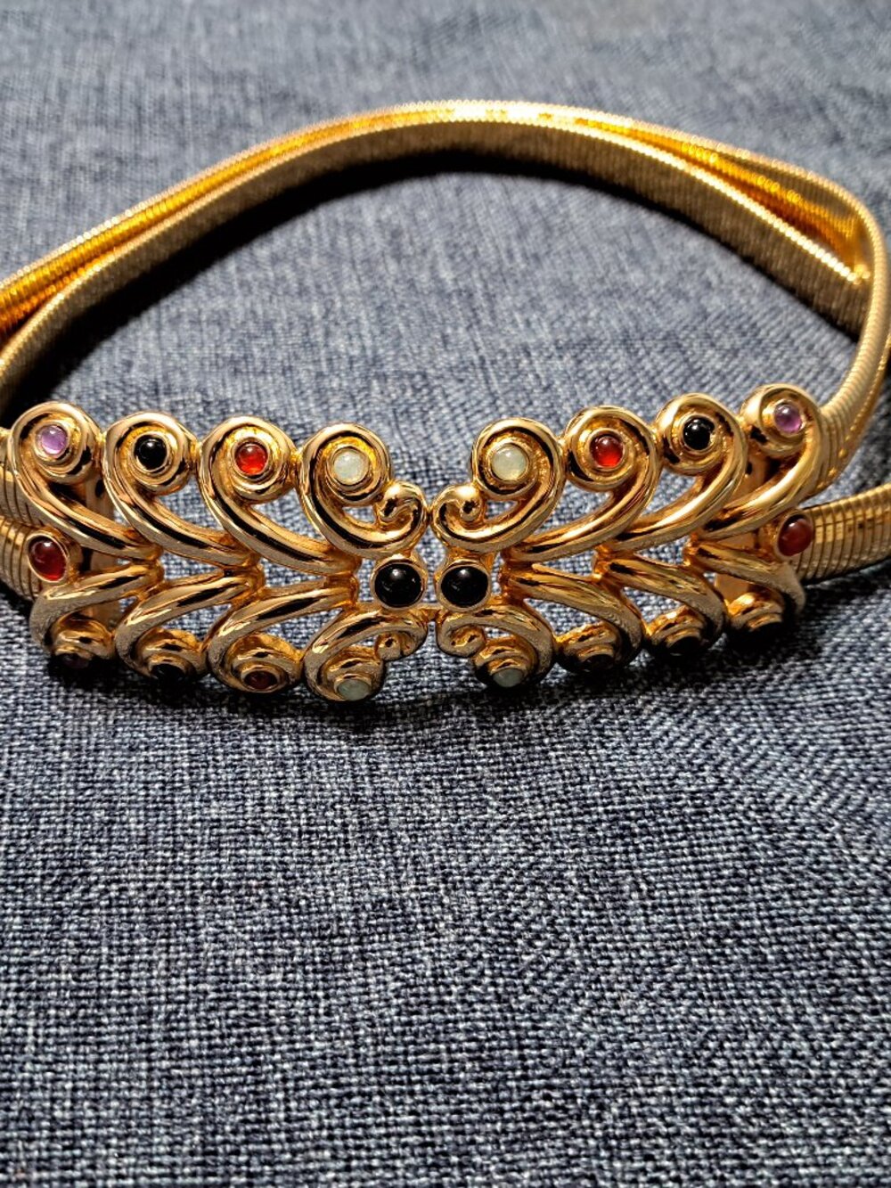 VINTAGE GOLD TONE JEWELED BELT BUCKLE W STRETCH BELT LADIES SMALL